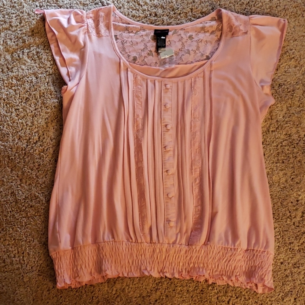 ,🎀NWT Torrid Blouae🎀